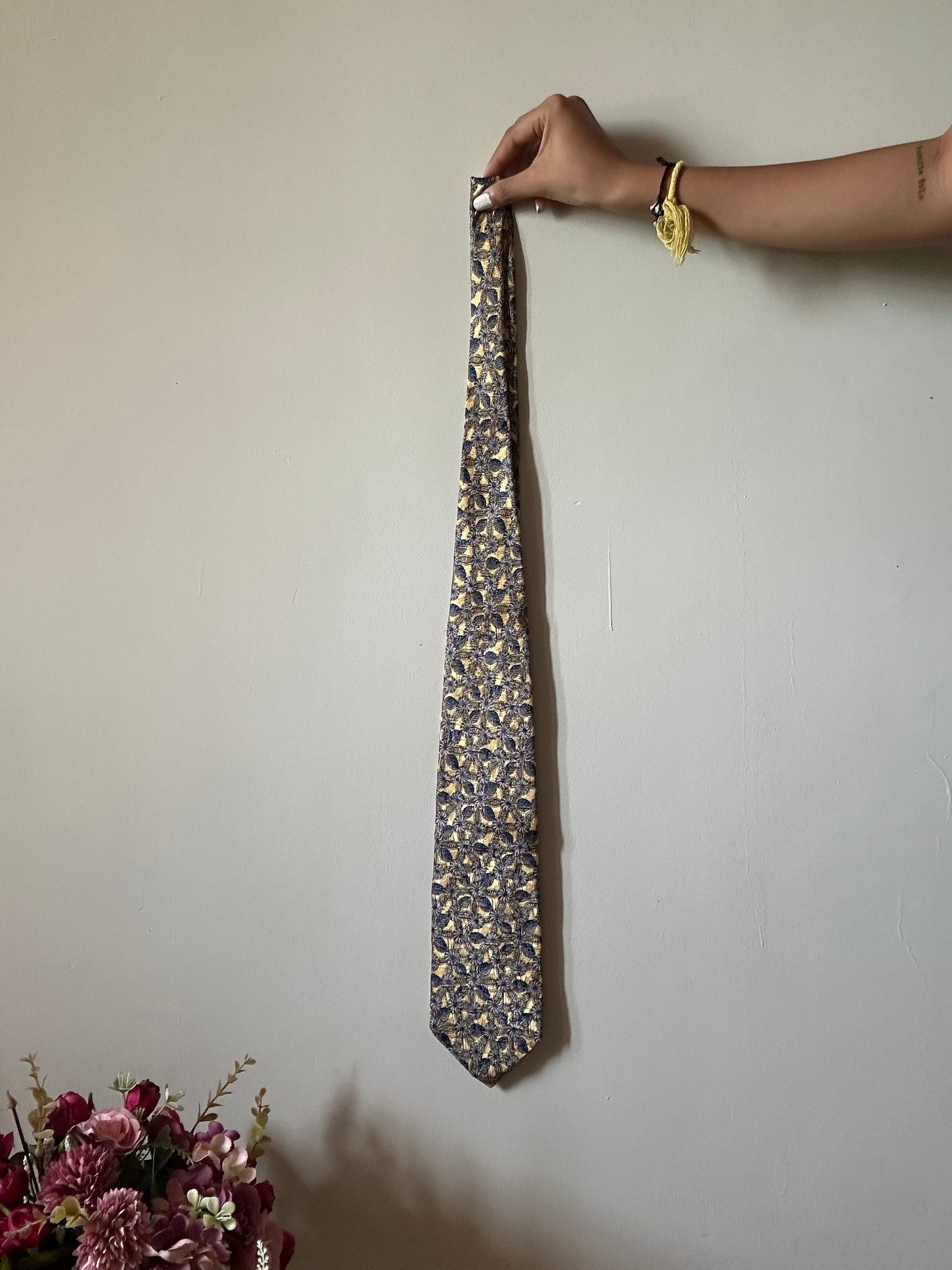 Bill Blass Vintage Abstract Print Tie