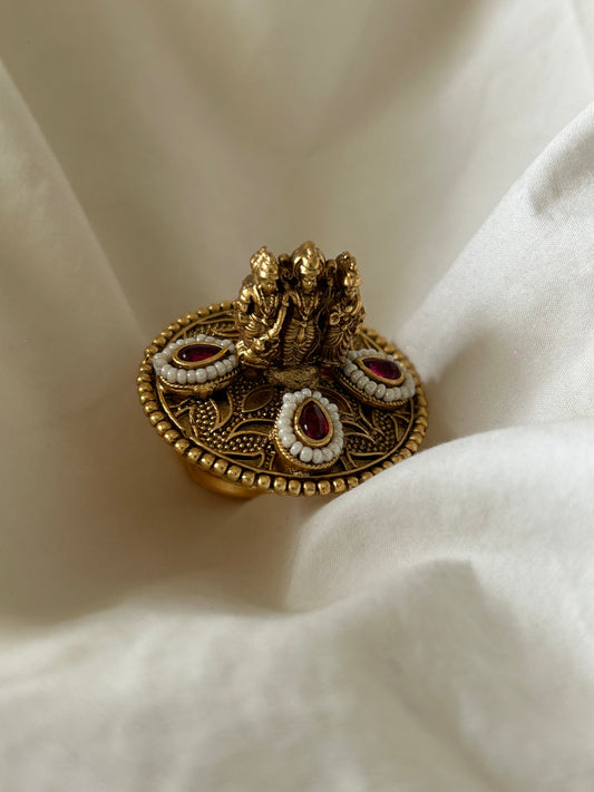 Idol Ring ( Ram ji, Seeta ji, Lakshman ji )