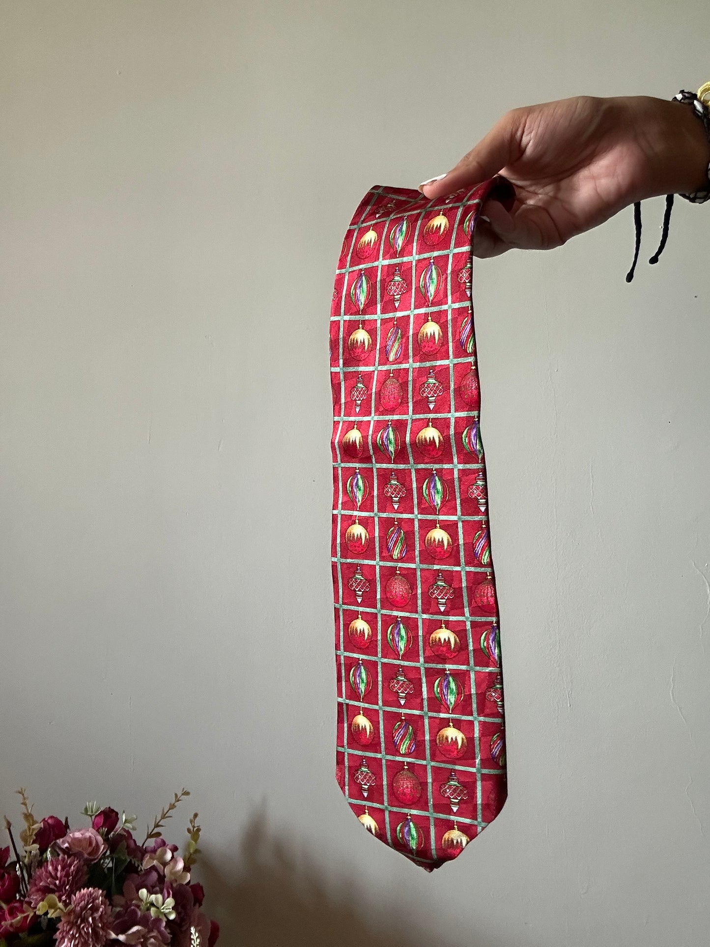 Holiday Tradition By MMG Vintage Christmas Ornaments Print Tie