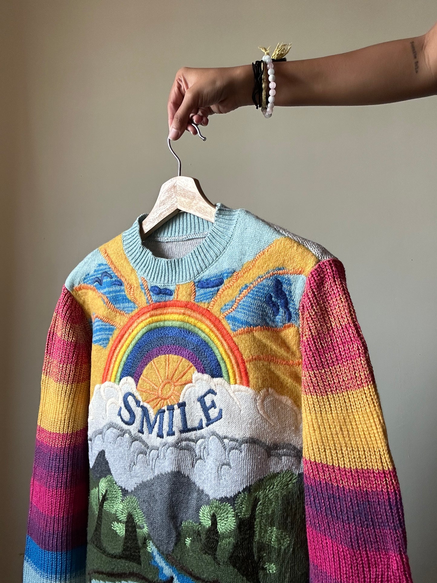 Vintage Smile Embroidered Pullover