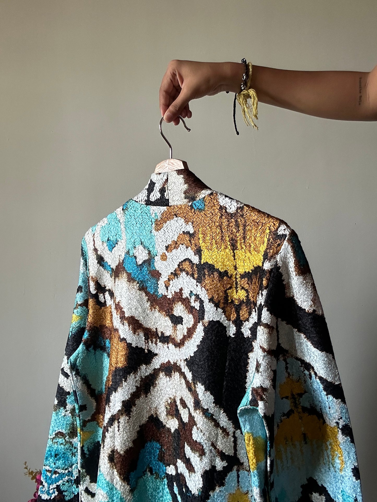 Chico’s Vintage Textured Abstract Print Shrug