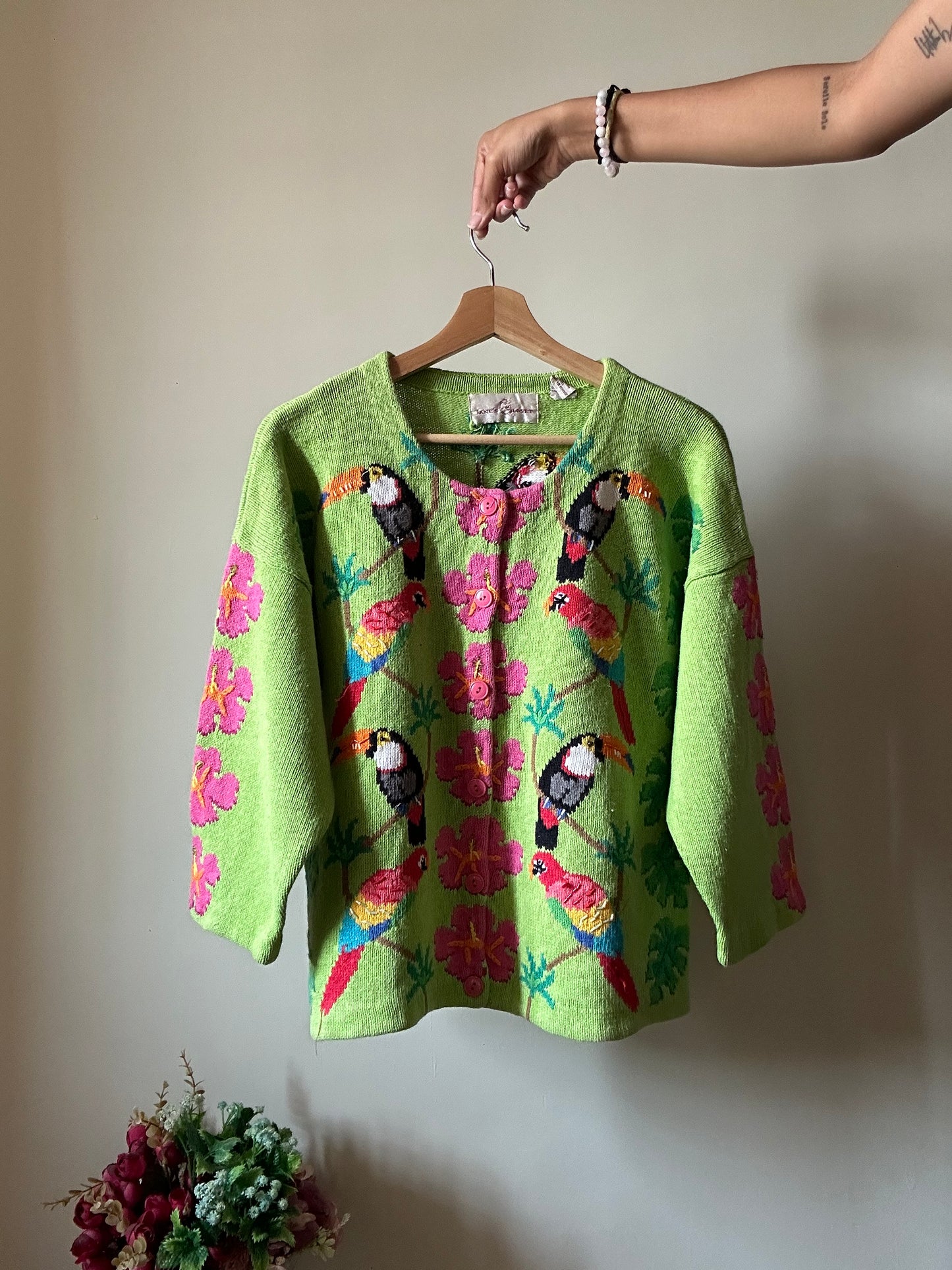 Vintage Jane’s Closet Embroidered Hawain Cardigan