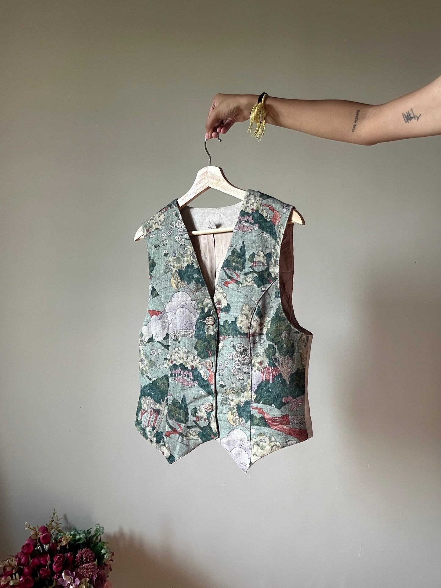 Vintage Linene Fairyland Print Vest