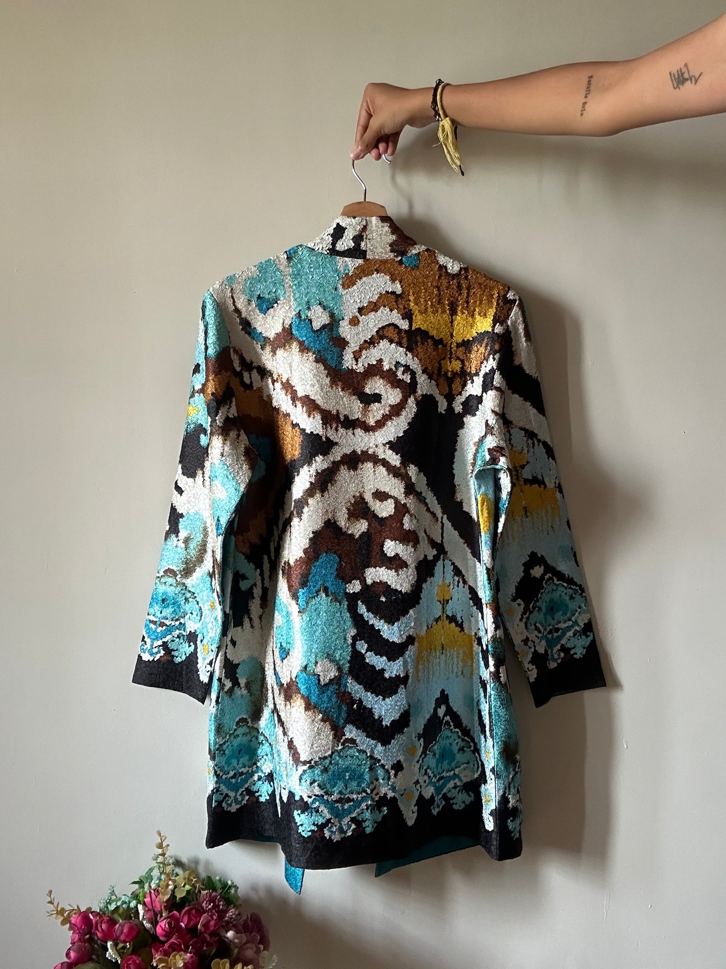 Chico’s Vintage Textured Abstract Print Shrug