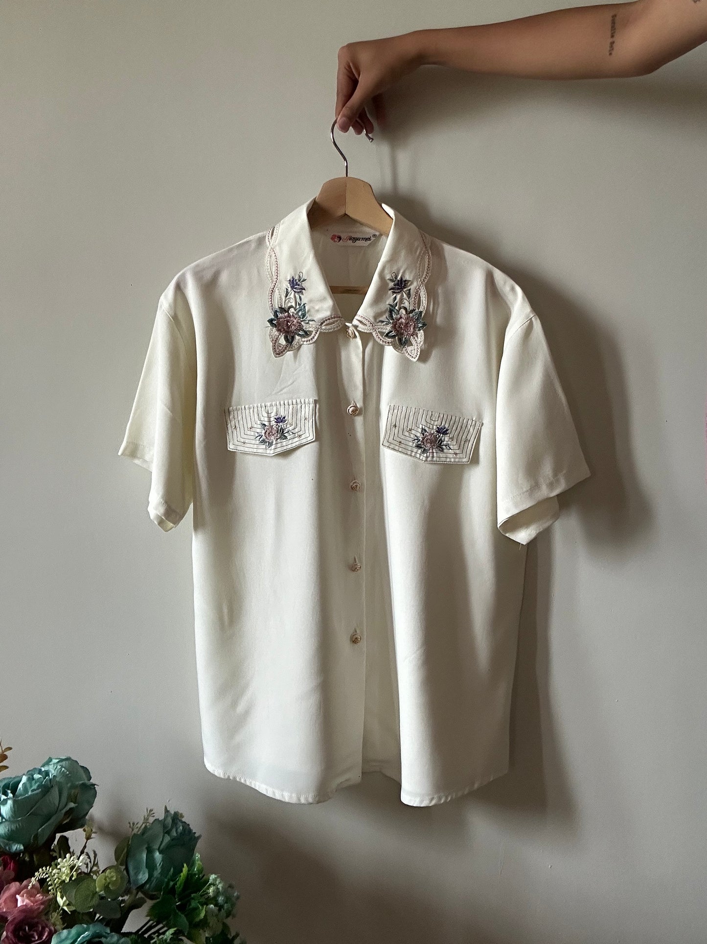 Jiayumei Vintage Embroidered Shirt