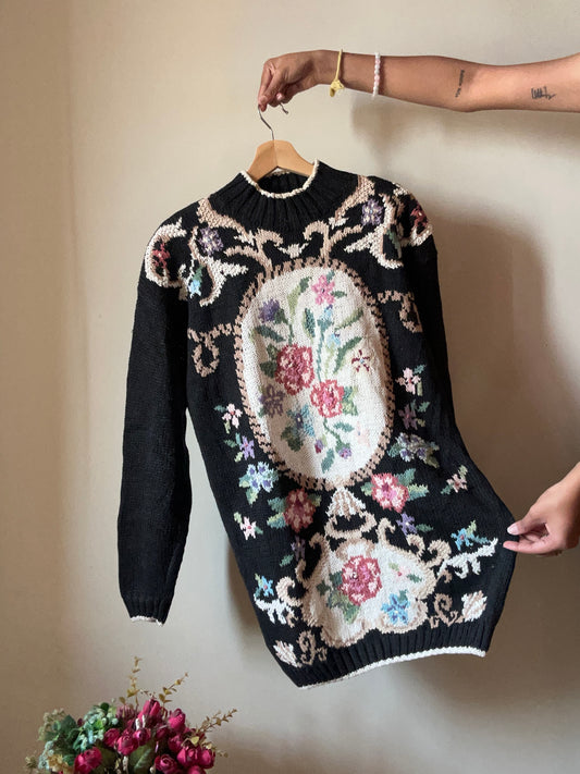 Beldochpopper Vintage Hand Embroidered Floral Pullover