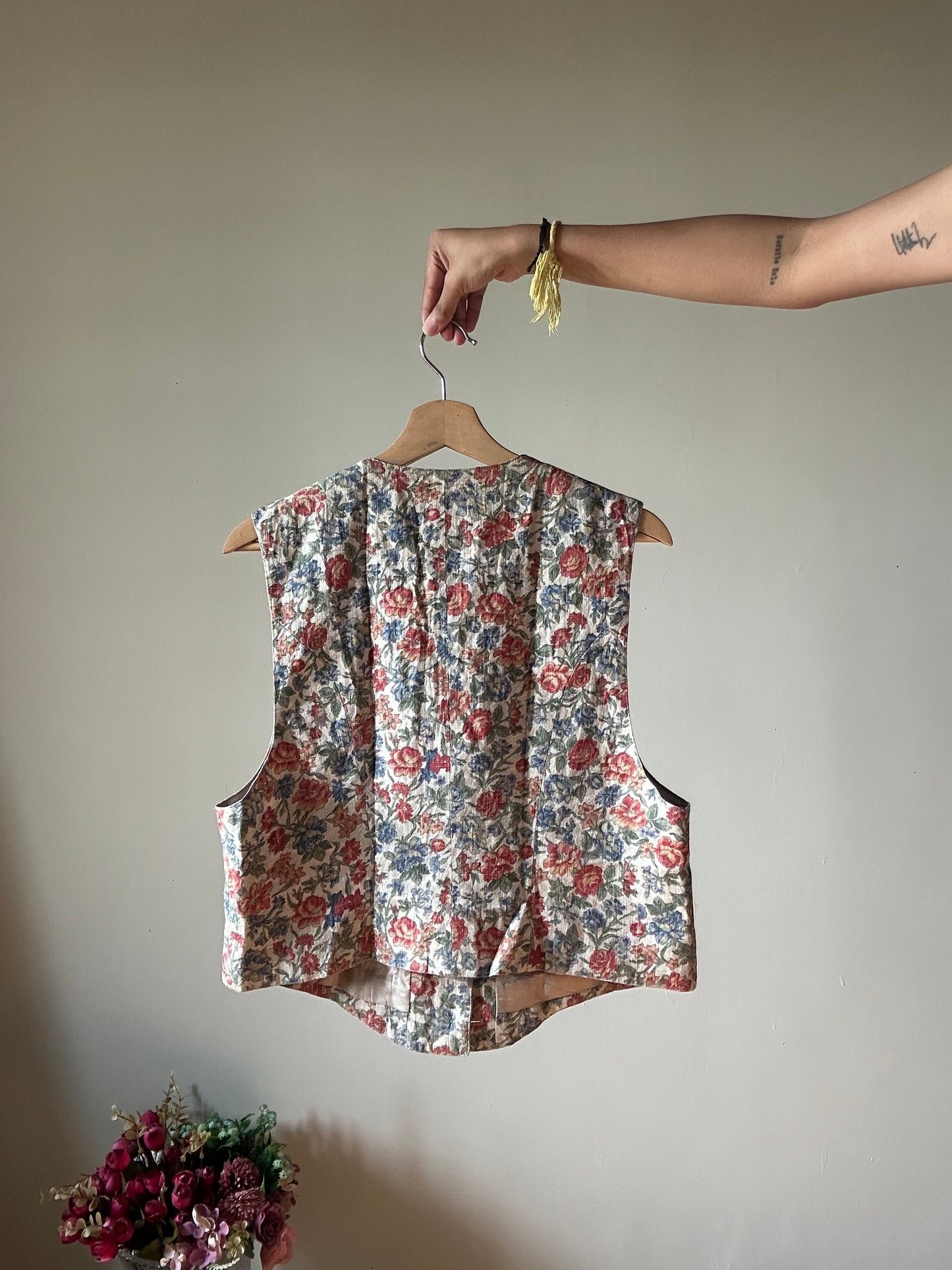 Berwin & Wolff Linen Floral Vest