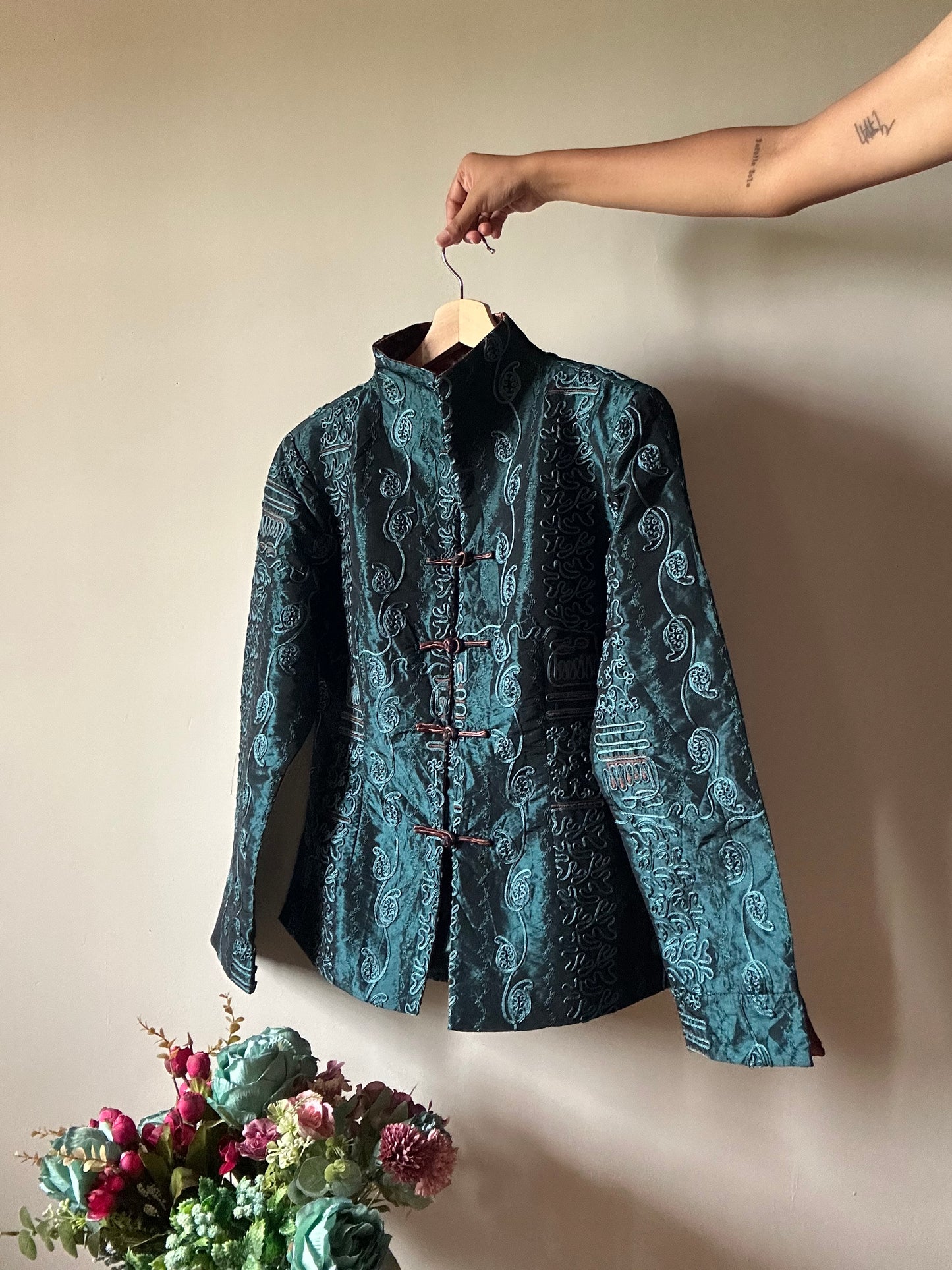 MINIYE Chinese Vintage All Embroidered Shaket