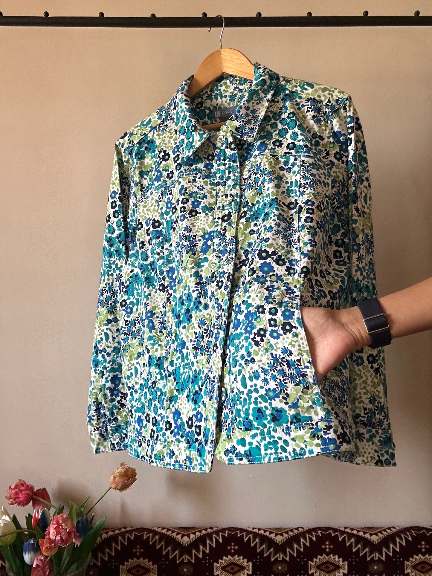 Koret Vintage Floral Shaket