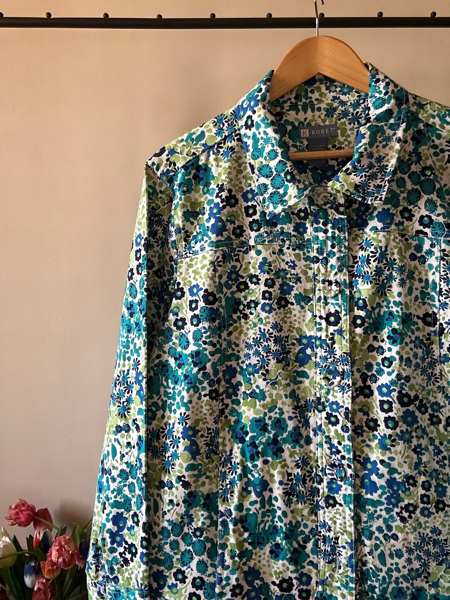 Koret Vintage Floral Shaket