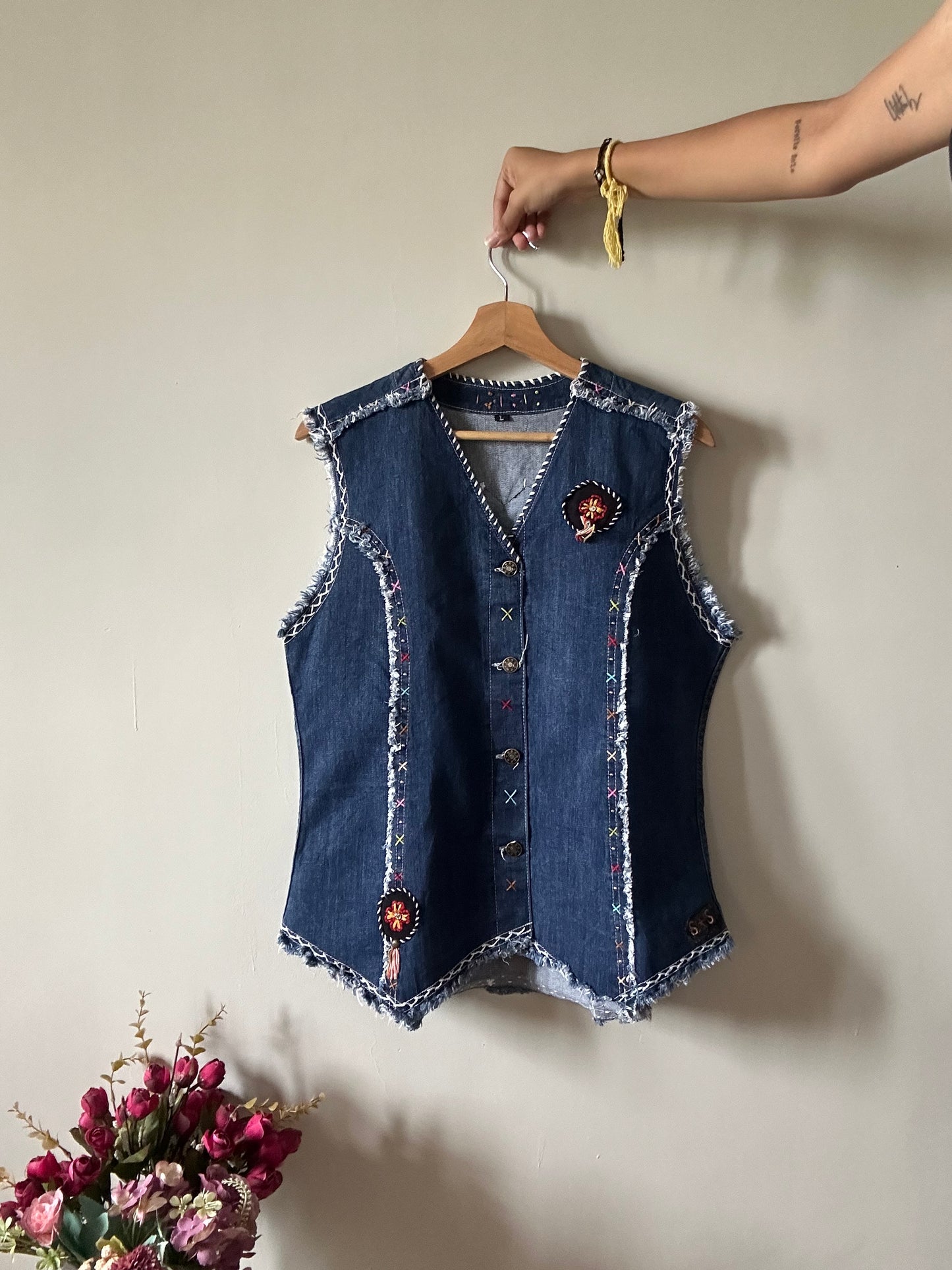 Vintage Embroidered Raw Edges Vest