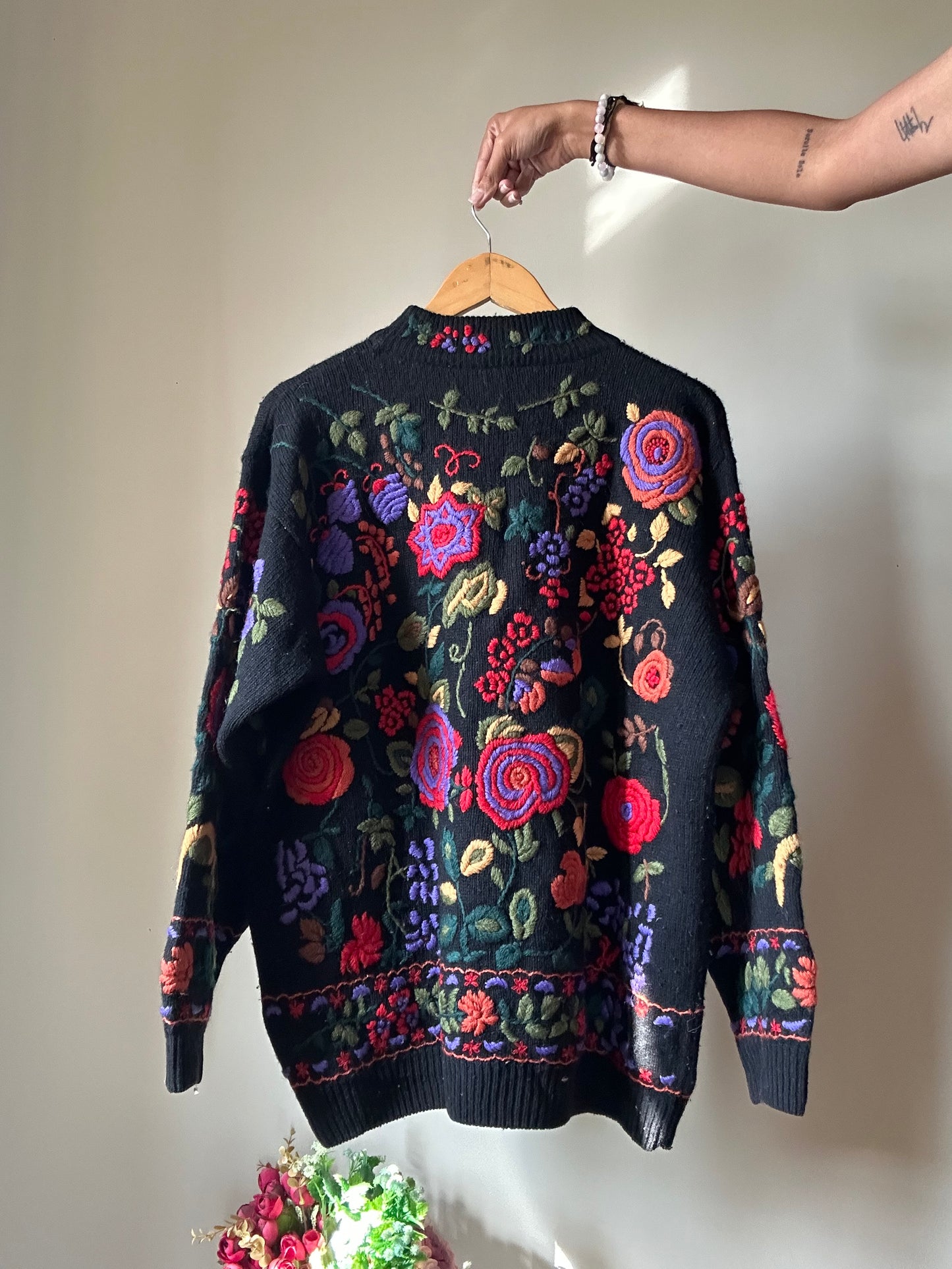 Vintage All Embroidered Pullover