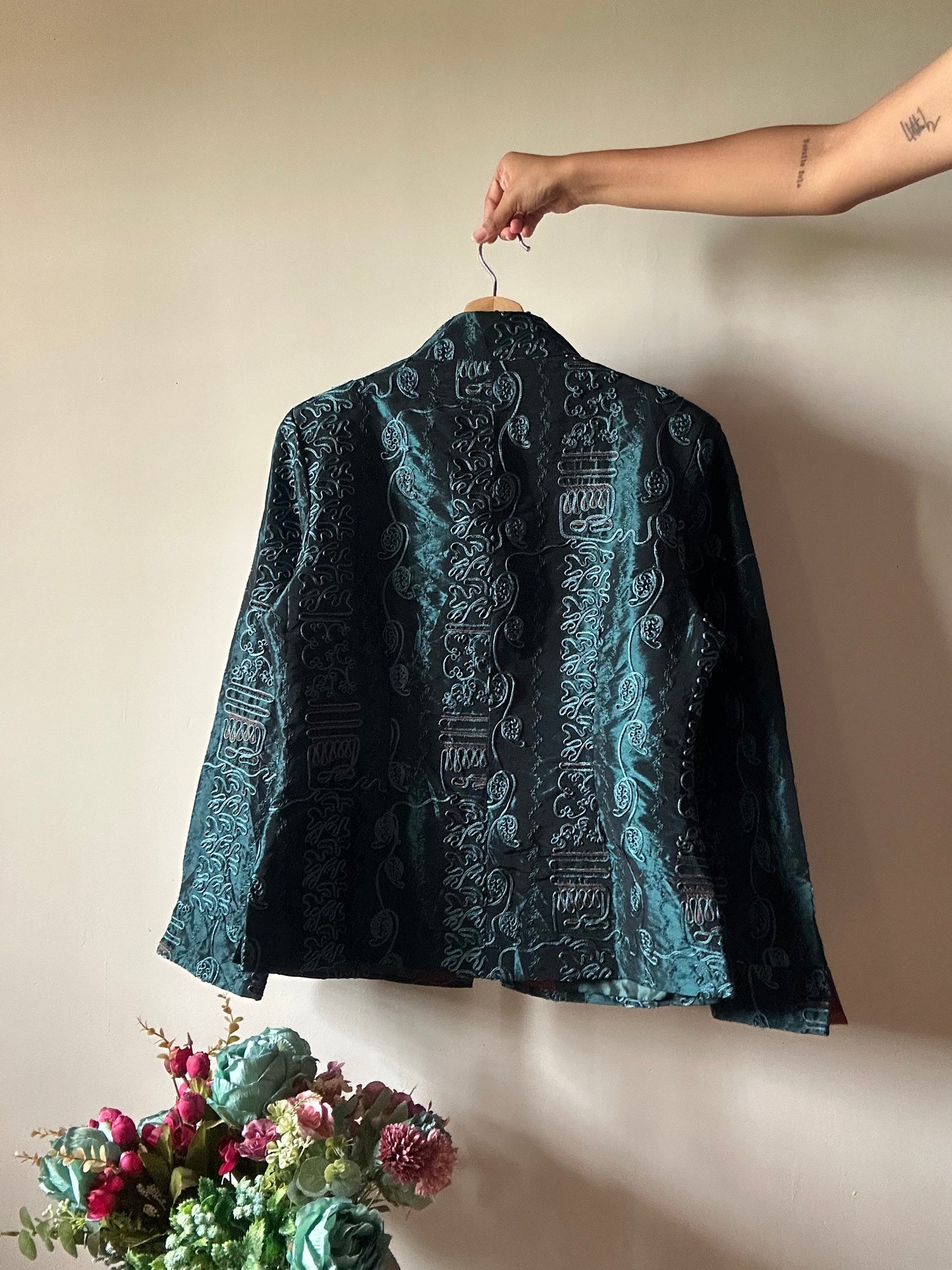 MINIYE Chinese Vintage All Embroidered Shaket