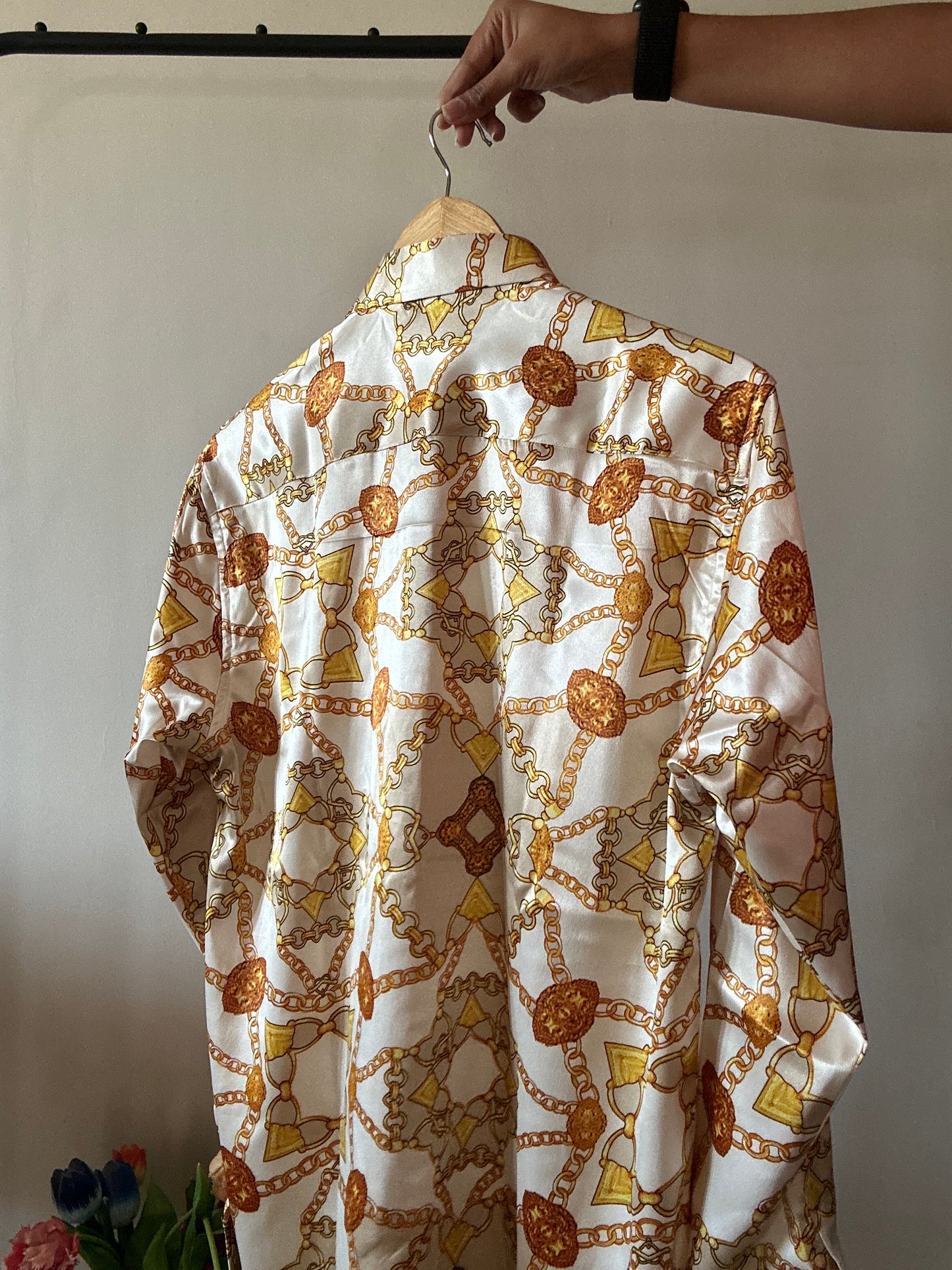 City Jewelry Baroque Print Satin Shirt