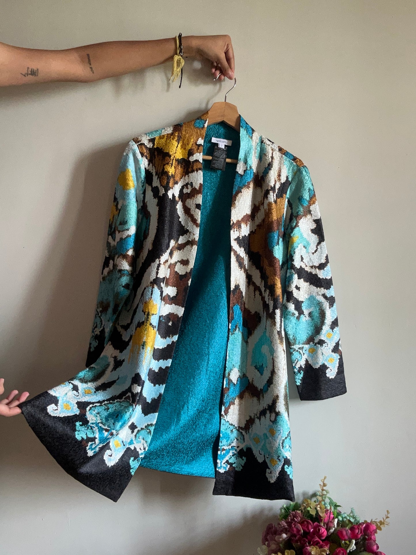 Chico’s Vintage Textured Abstract Print Shrug