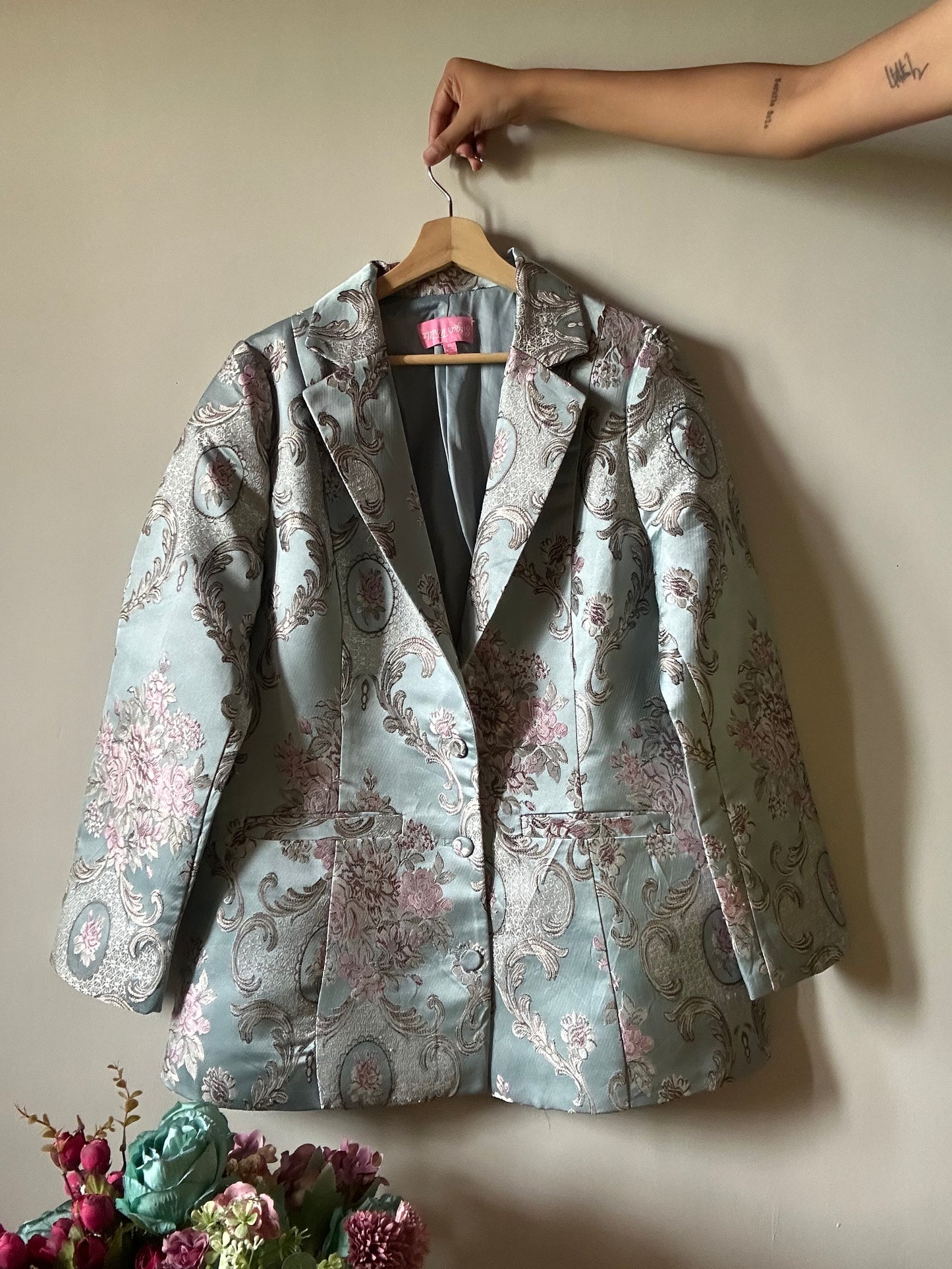 Sugar Thrillz Vintage Weaved Blazer