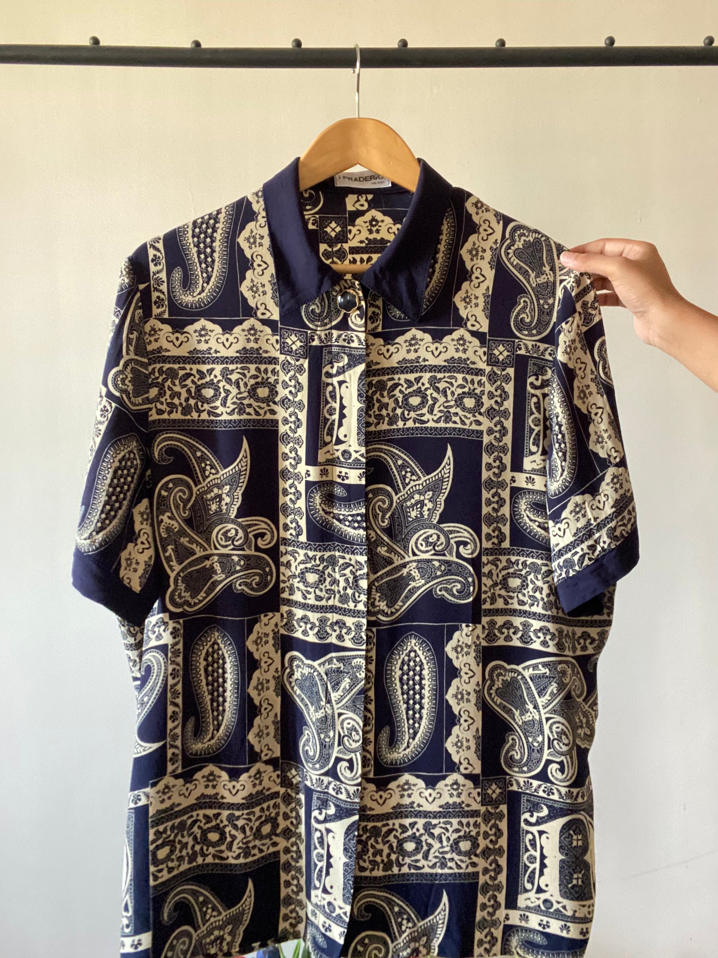 Vintage IPraderio Milano Abstract Ethnic Print Vintage Shirt