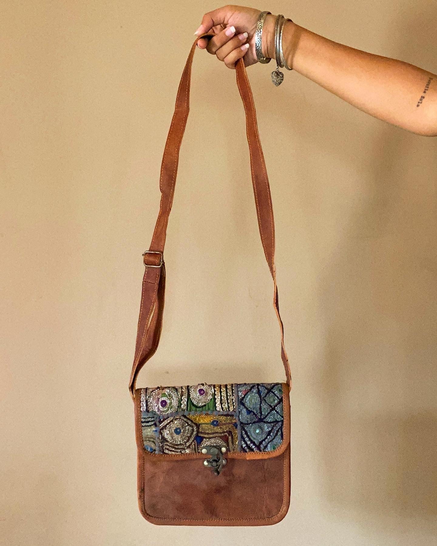 Gainda 2 Sling Bag